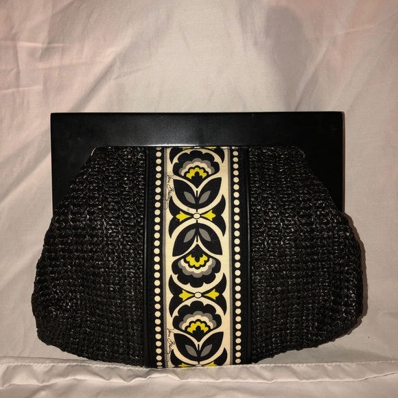 Vera Bradley clutch - Picture 1 of 3